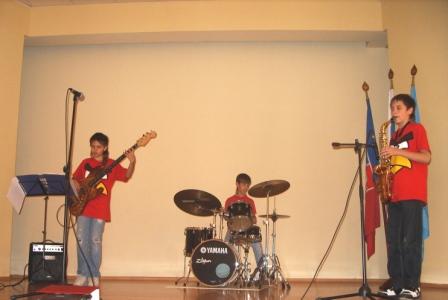 с Международным днём учителя!